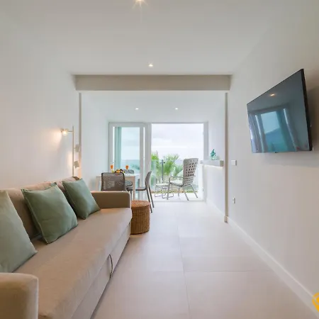 Living Canteras Homes- Beachfront Aquamarina