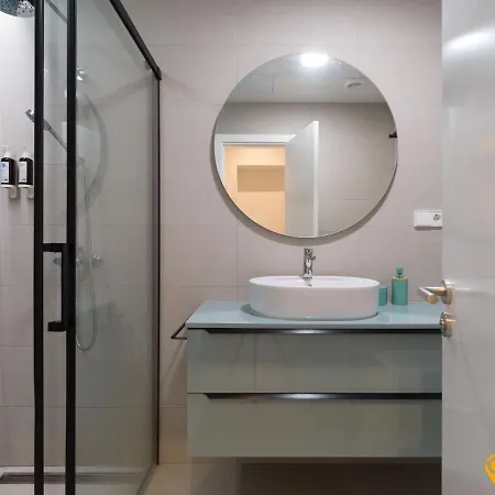 Living Canteras Homes- Beachfront Aquamarina Apartment